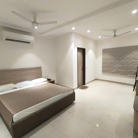 Hotel Bagla Atithi Banaras Βαρανάσι Εξωτερικό φωτογραφία